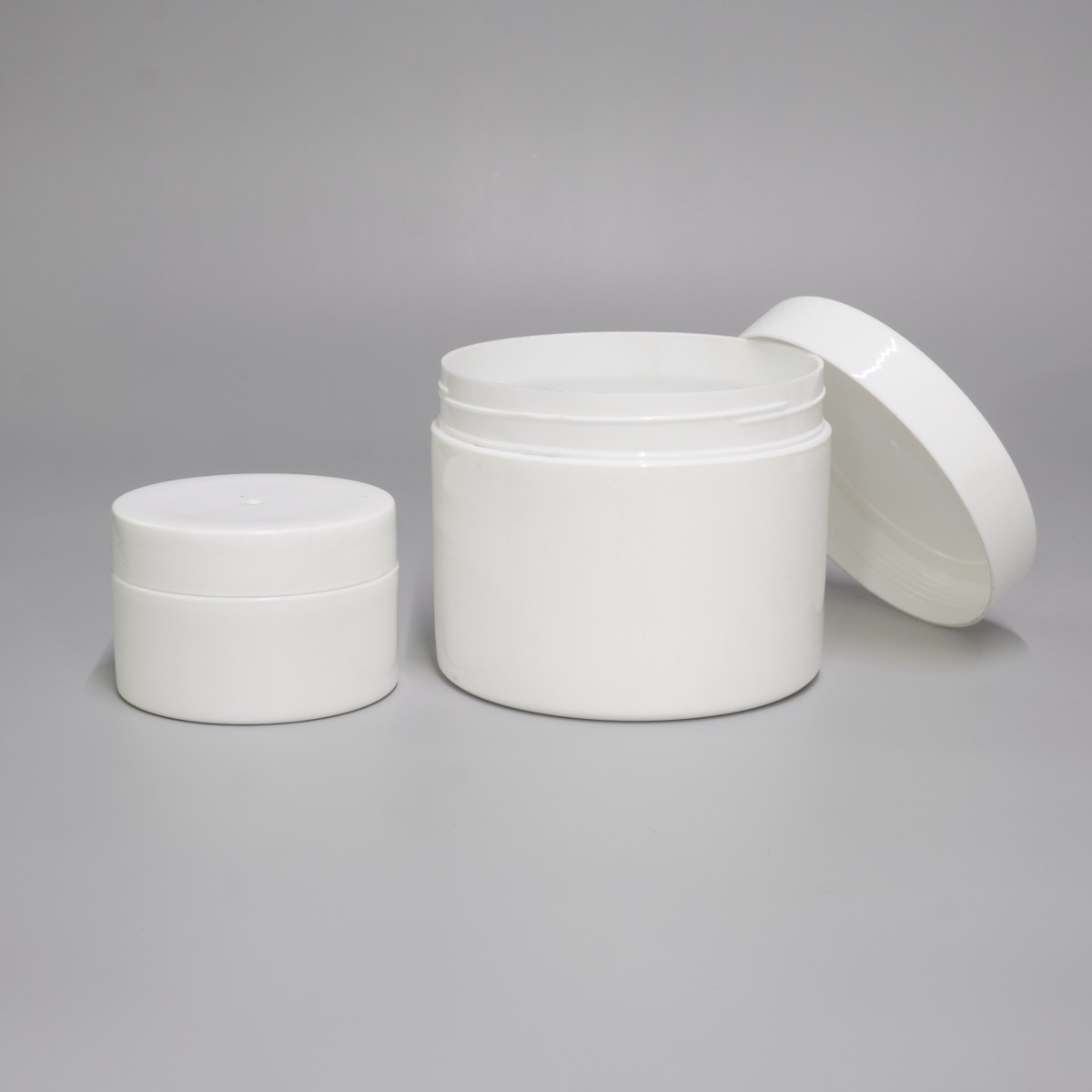 Injection Moulding Containers